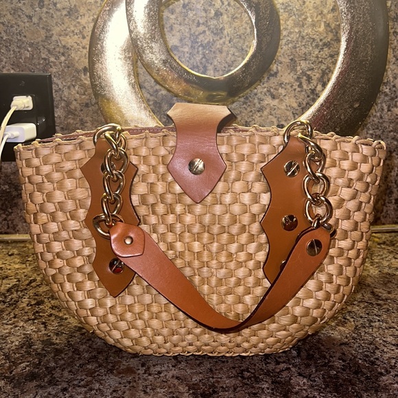 Michael Kors Santorini Tote - Picture 4 of 7